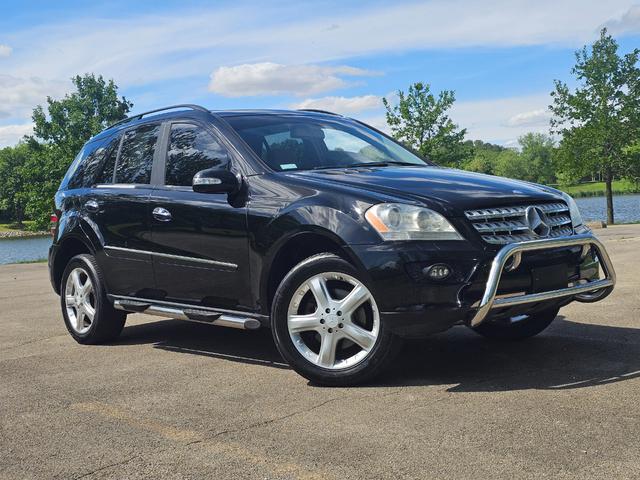 Black 2008 Mercedes-Benz M-Class ML 350 4MATIC SUV / Crossover All-Wheel Drive Automatic