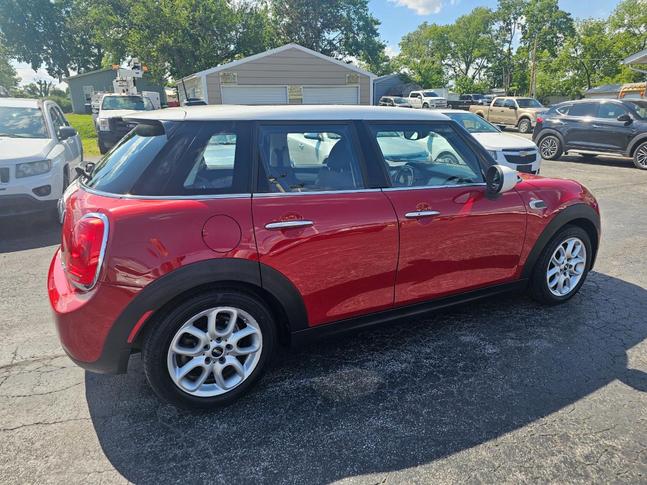 MINI Cooper Hardtop 4 Door 4dr HB 2016