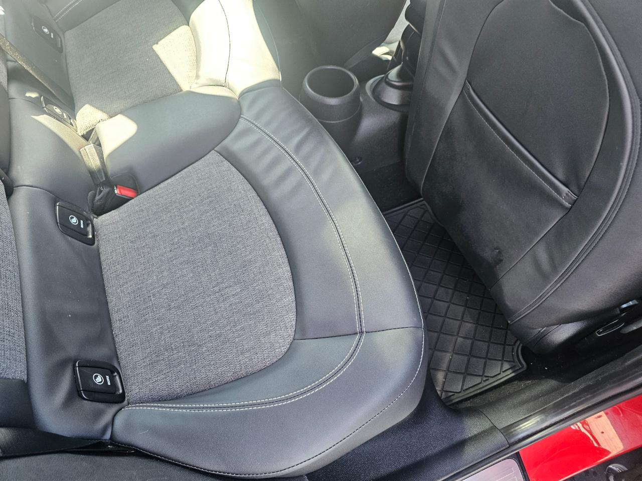 MINI Cooper Hardtop 4 Door 4dr HB 2016