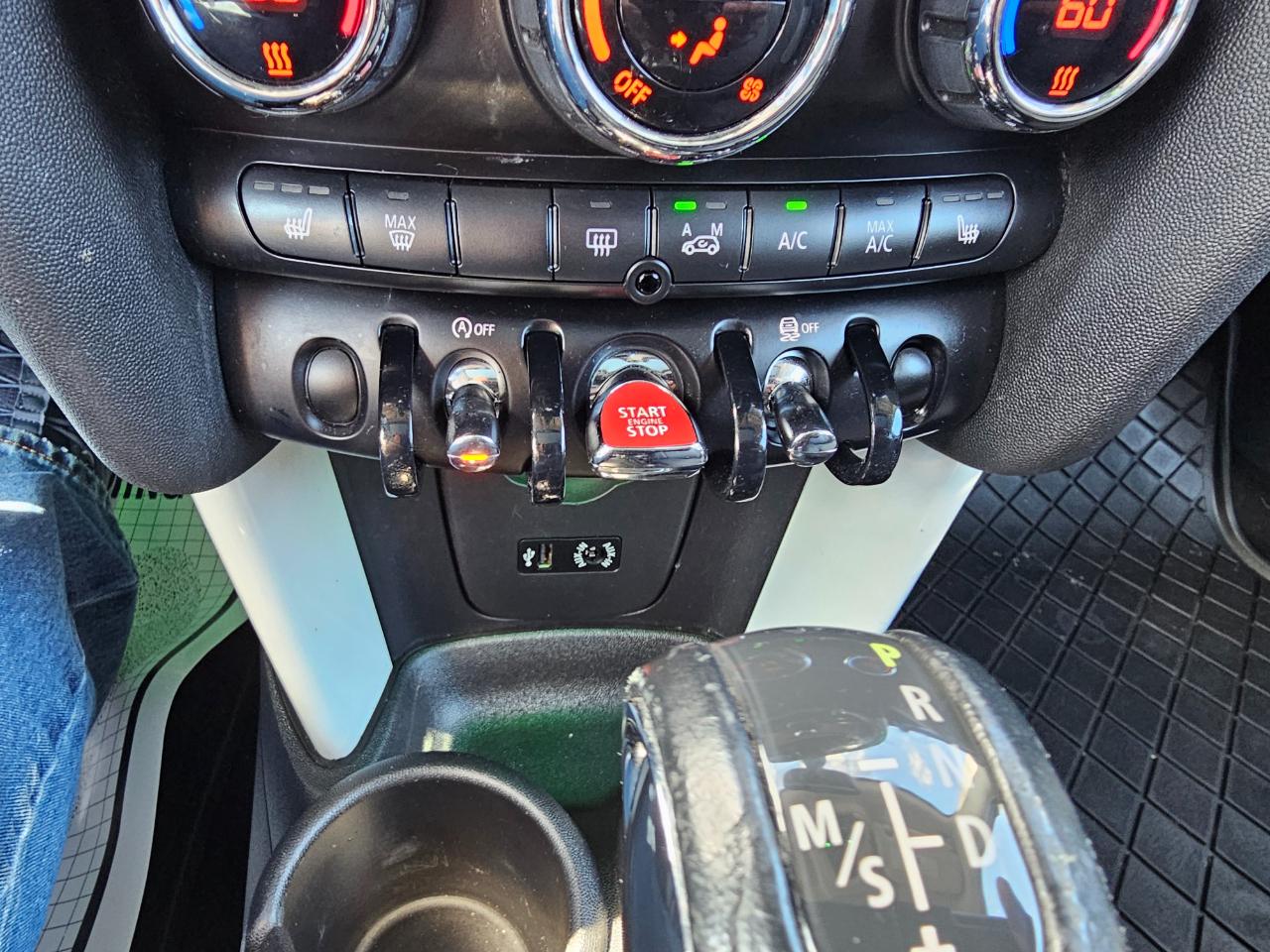MINI Cooper Hardtop 4 Door 4dr HB 2016
