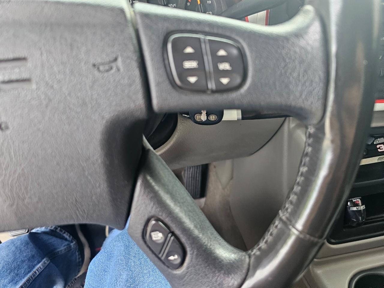 GMC Sierra 1500 Ext Cab 143.5" WB 4WD SLT 2003
