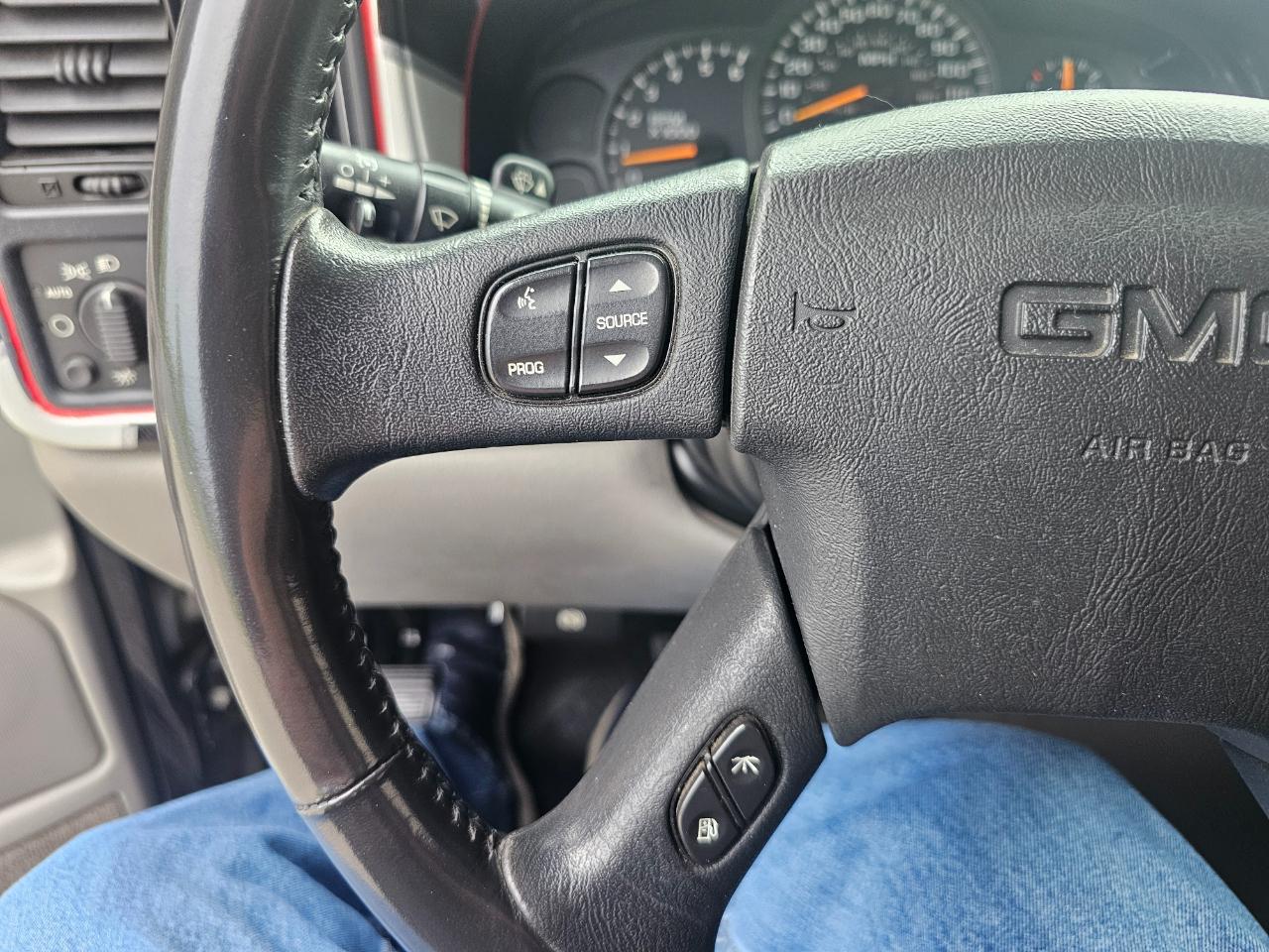 GMC Sierra 1500 Ext Cab 143.5" WB 4WD SLT 2003