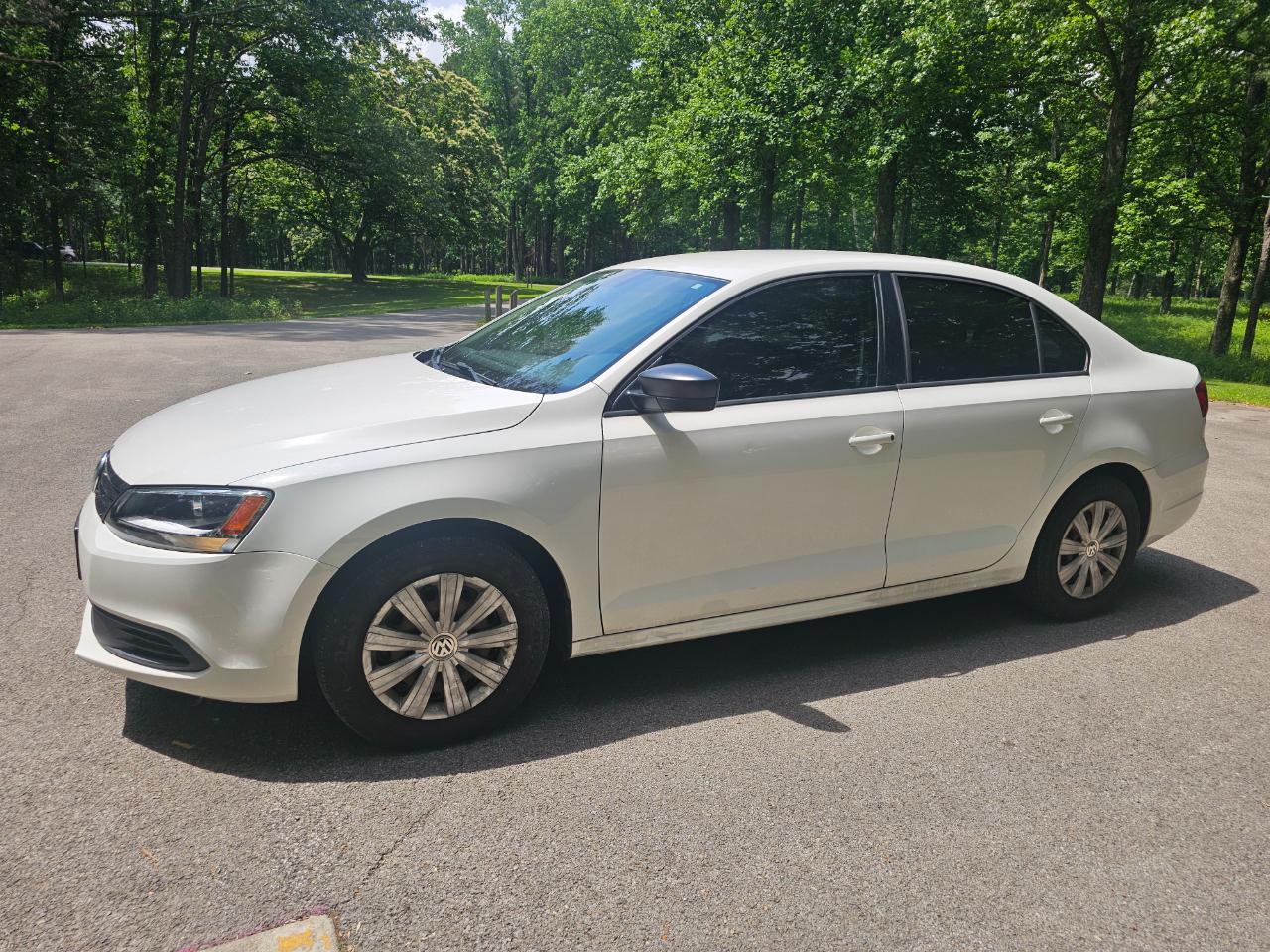 Volkswagen Jetta Sedan 4dr Auto S 2014