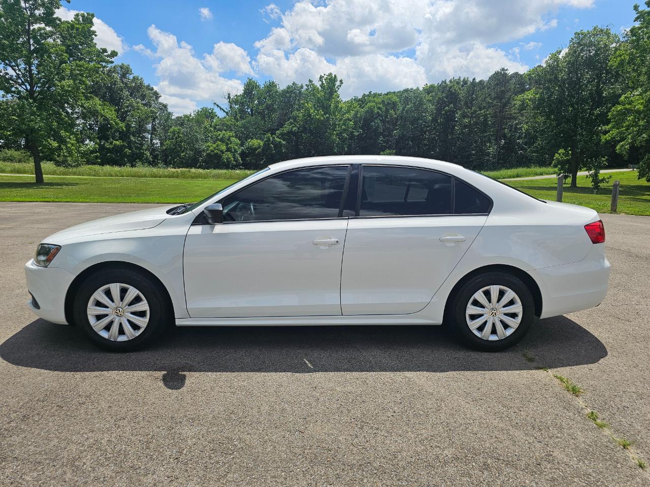 Volkswagen Jetta Sedan 4dr Auto S 2014