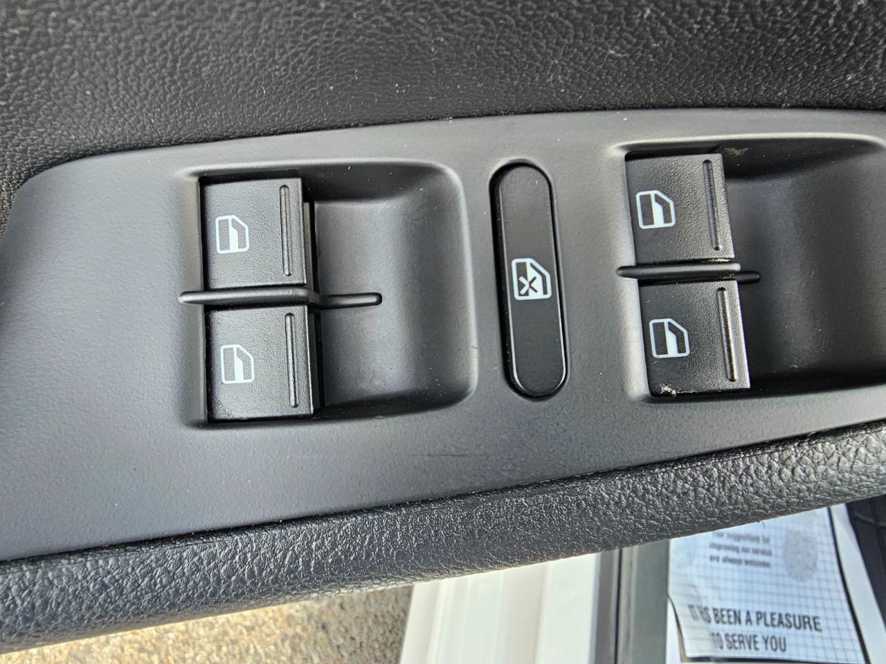 Volkswagen Jetta Sedan 4dr Auto S 2014