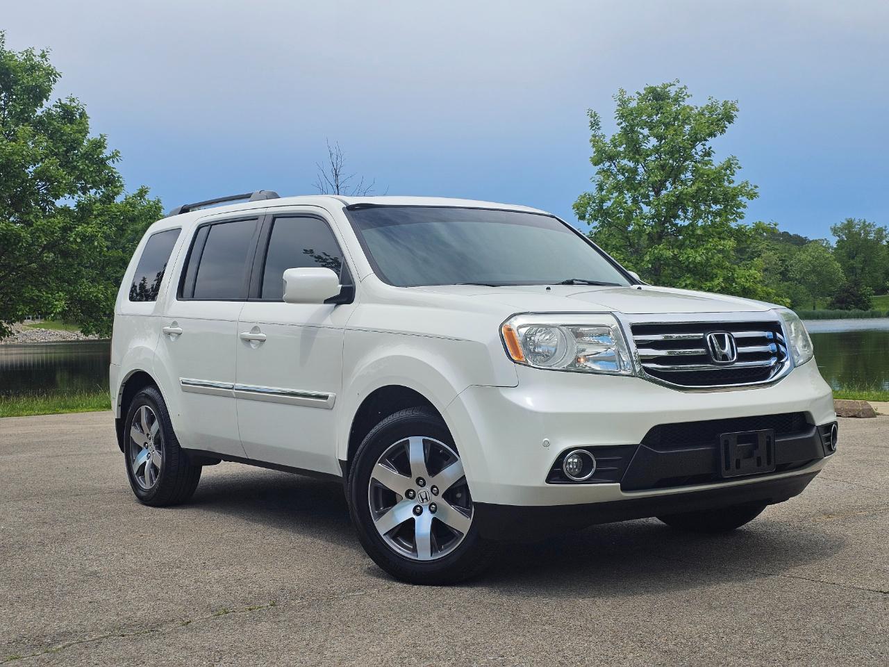 Honda Pilot 4WD 4dr Touring w/RES & Navi 2013