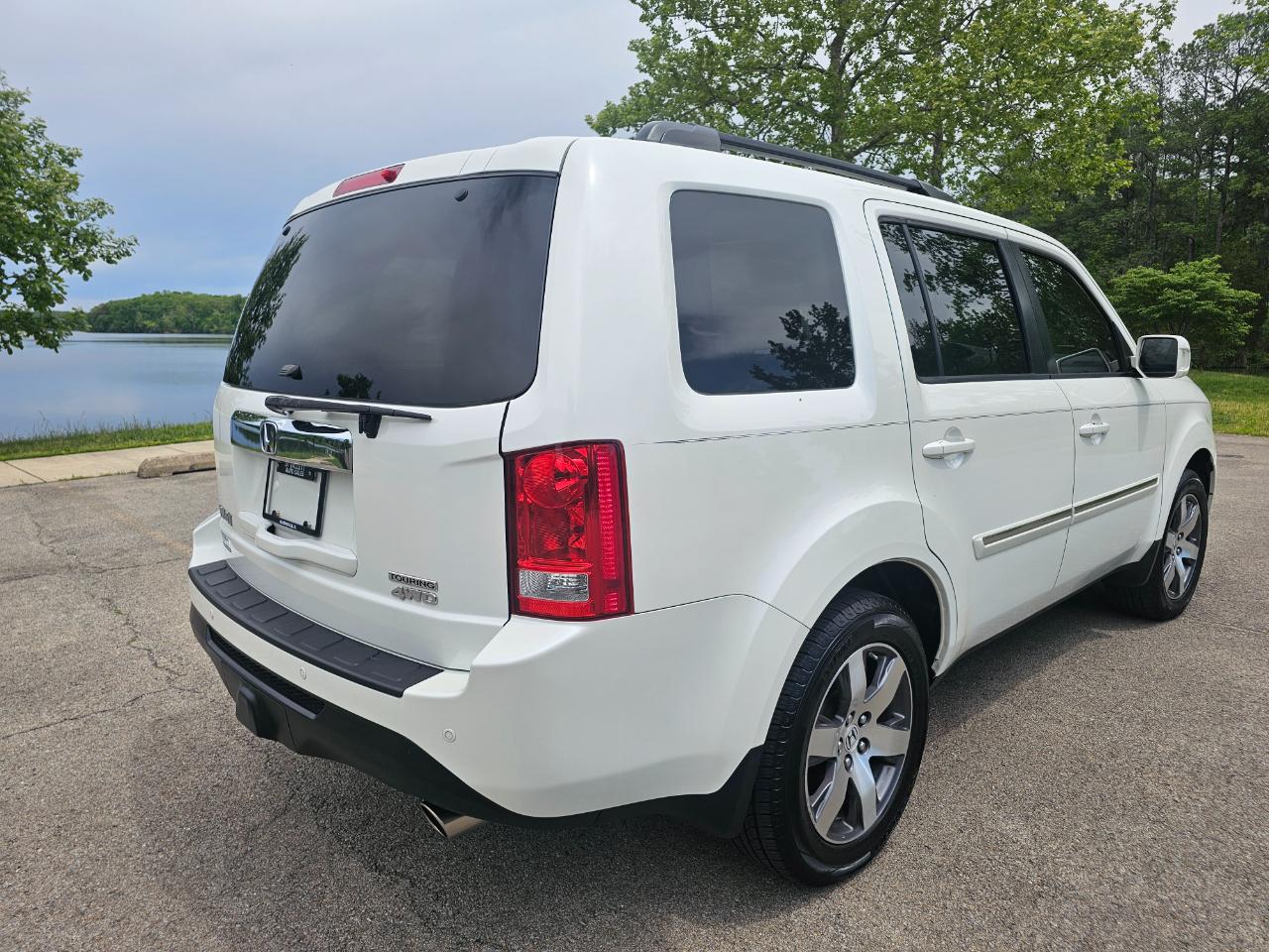 Honda Pilot 4WD 4dr Touring w/RES & Navi 2013