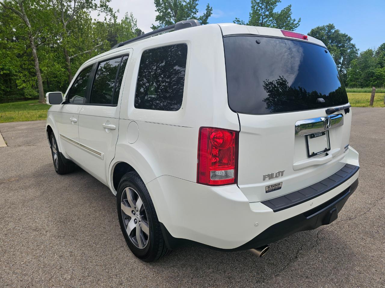 Honda Pilot 4WD 4dr Touring w/RES & Navi 2013