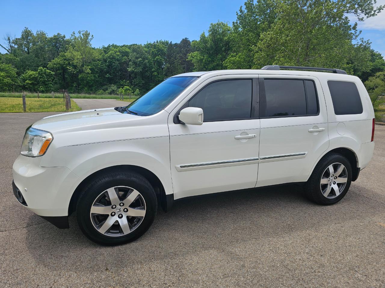 Honda Pilot 4WD 4dr Touring w/RES & Navi 2013