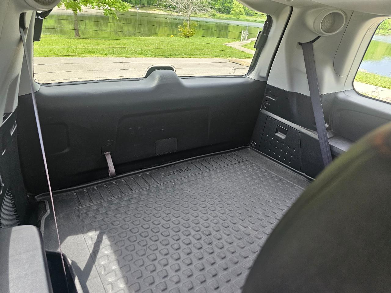Honda Pilot 4WD 4dr Touring w/RES & Navi 2013