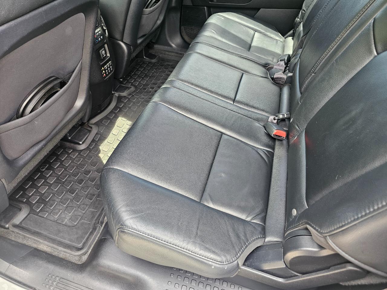 Honda Pilot 4WD 4dr Touring w/RES & Navi 2013