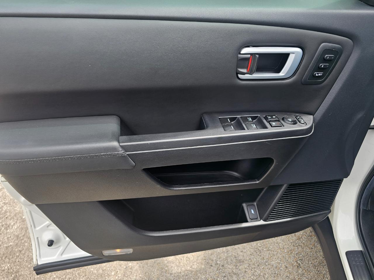 Honda Pilot 4WD 4dr Touring w/RES & Navi 2013