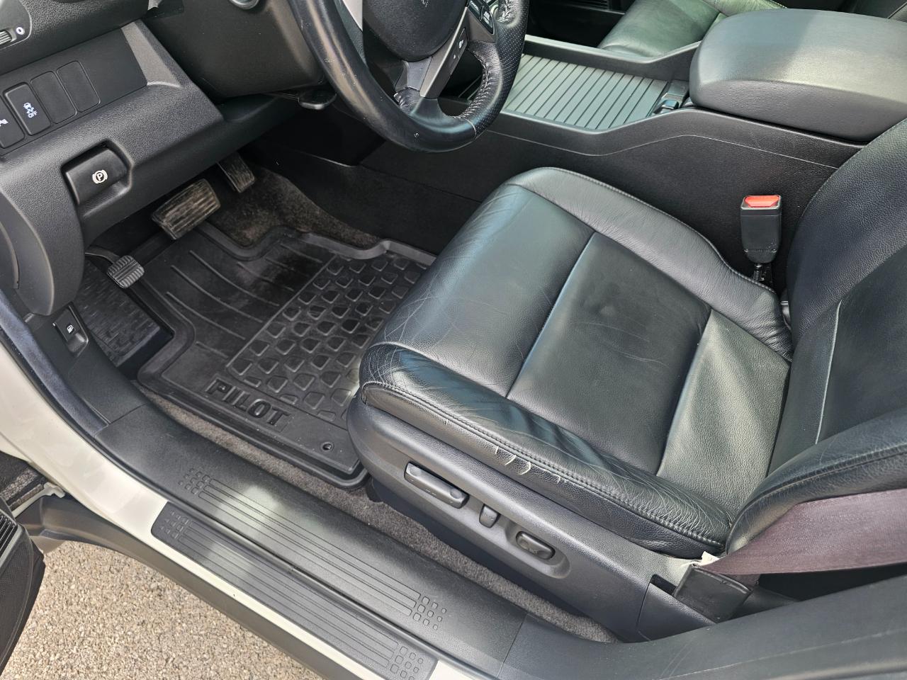 Honda Pilot 4WD 4dr Touring w/RES & Navi 2013