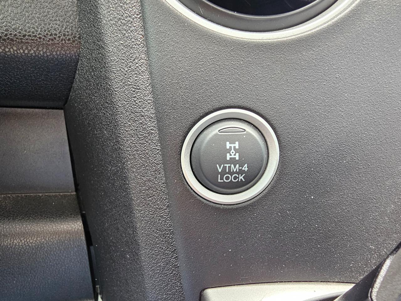 Honda Pilot 4WD 4dr Touring w/RES & Navi 2013