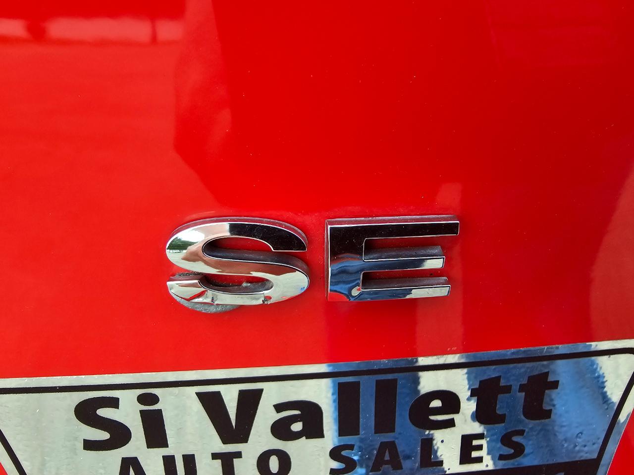 Ford Fiesta 4dr Sdn SE 2013