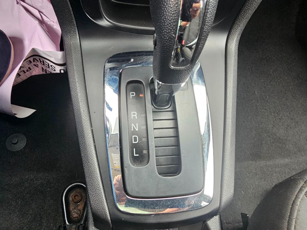Ford Fiesta 4dr Sdn SE 2013