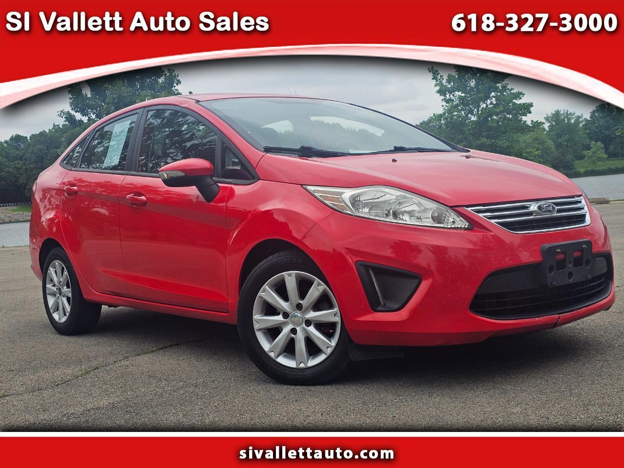 2013 Ford Fiesta 4dr Sdn SE