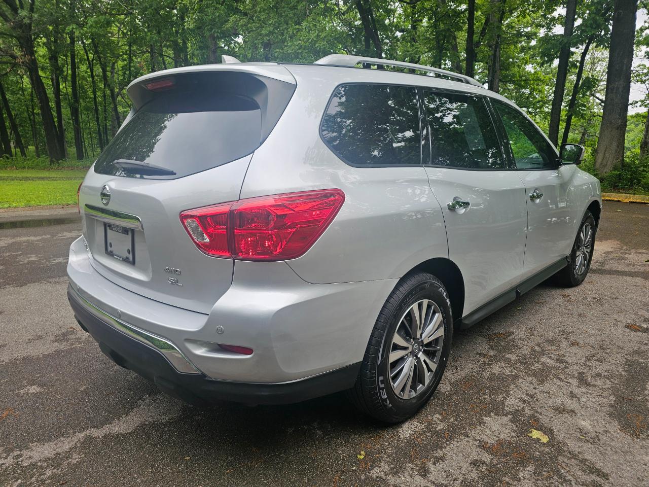 Nissan Pathfinder 4x4 SL 2020