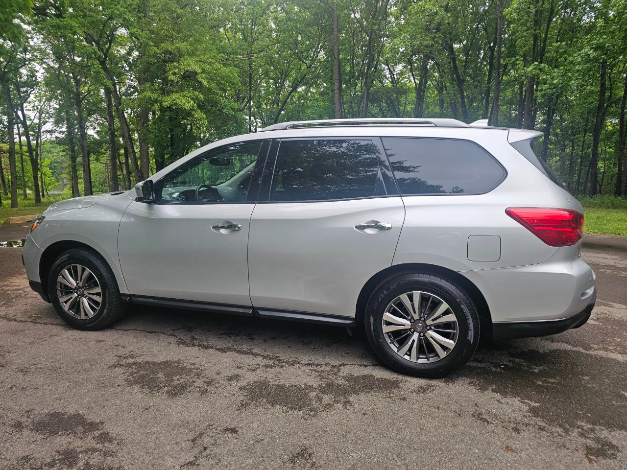 Nissan Pathfinder 4x4 SL 2020