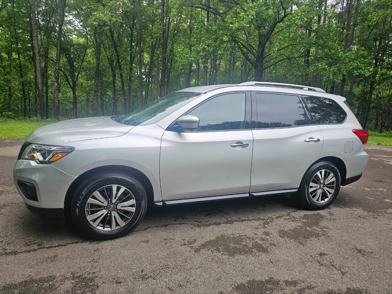 Nissan Pathfinder 4x4 SL 2020