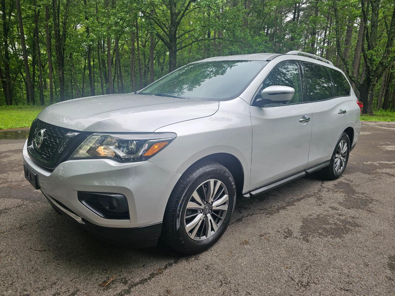 Nissan Pathfinder 4x4 SL 2020
