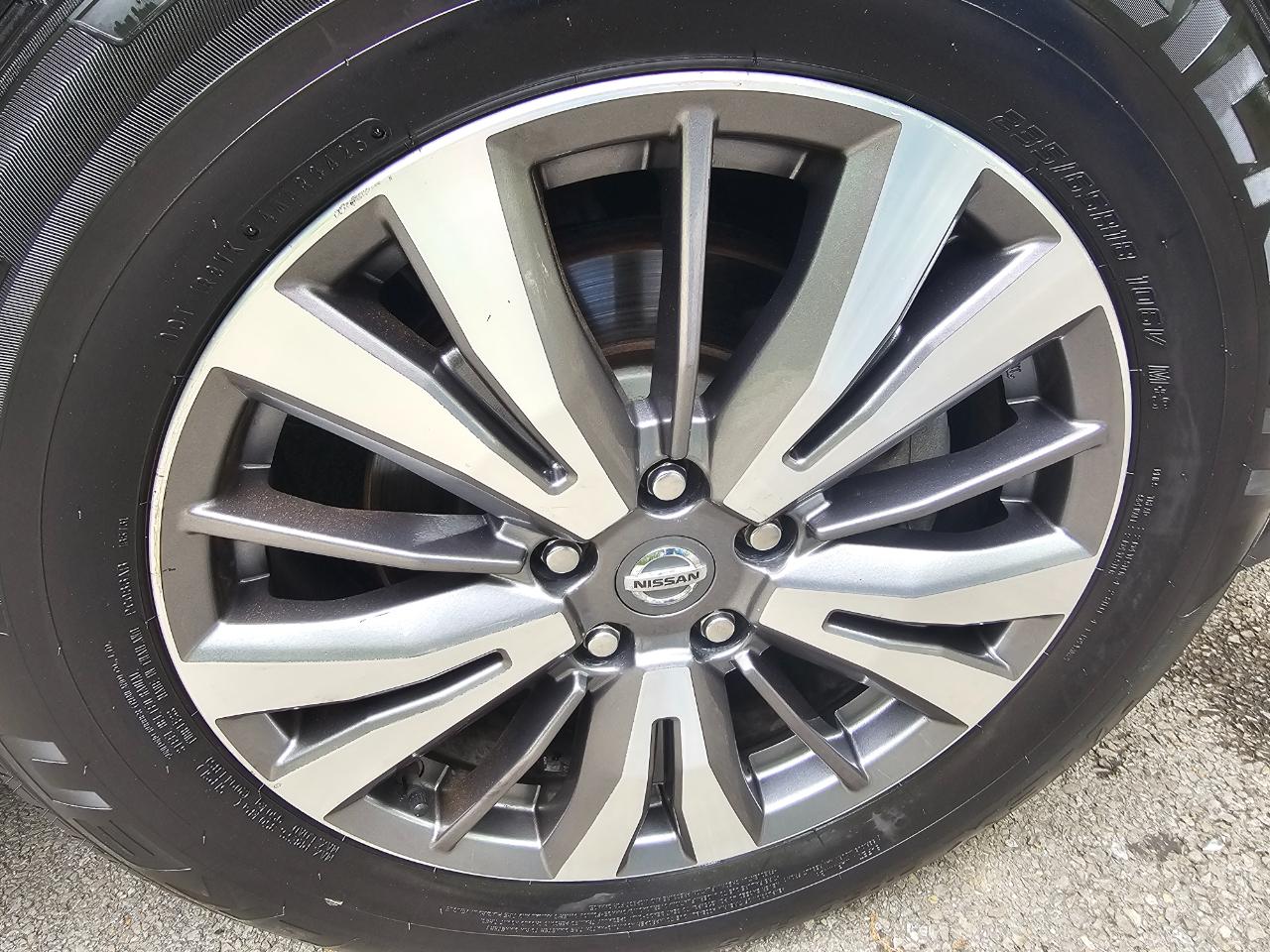 Nissan Pathfinder 4x4 SL 2020