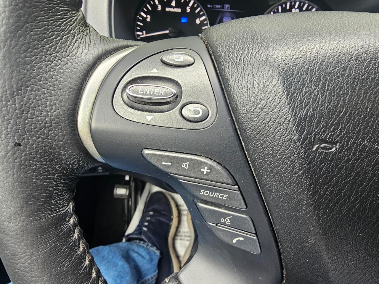 Nissan Pathfinder 4x4 SL 2020
