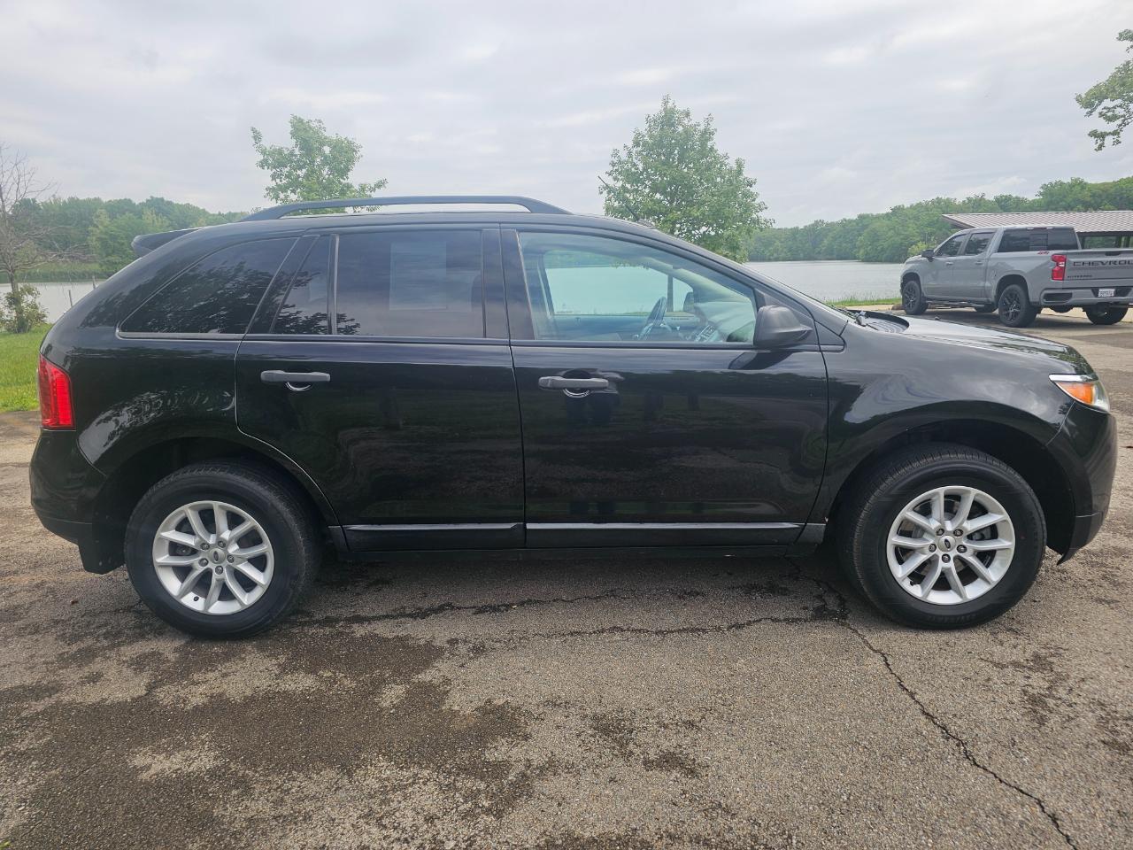 Ford Edge 4dr SE FWD 2013