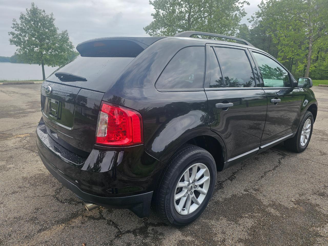 Ford Edge 4dr SE FWD 2013
