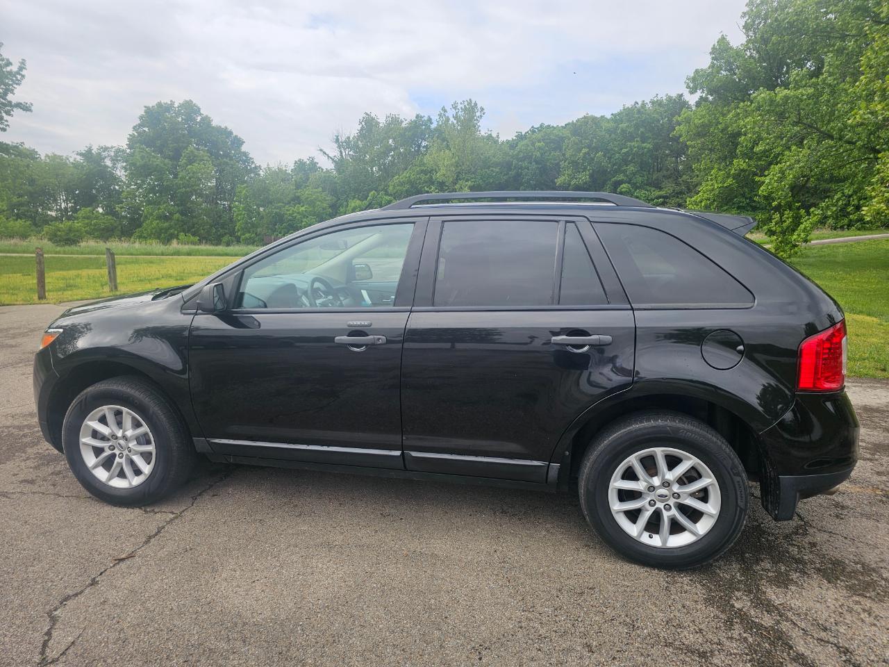 Ford Edge 4dr SE FWD 2013