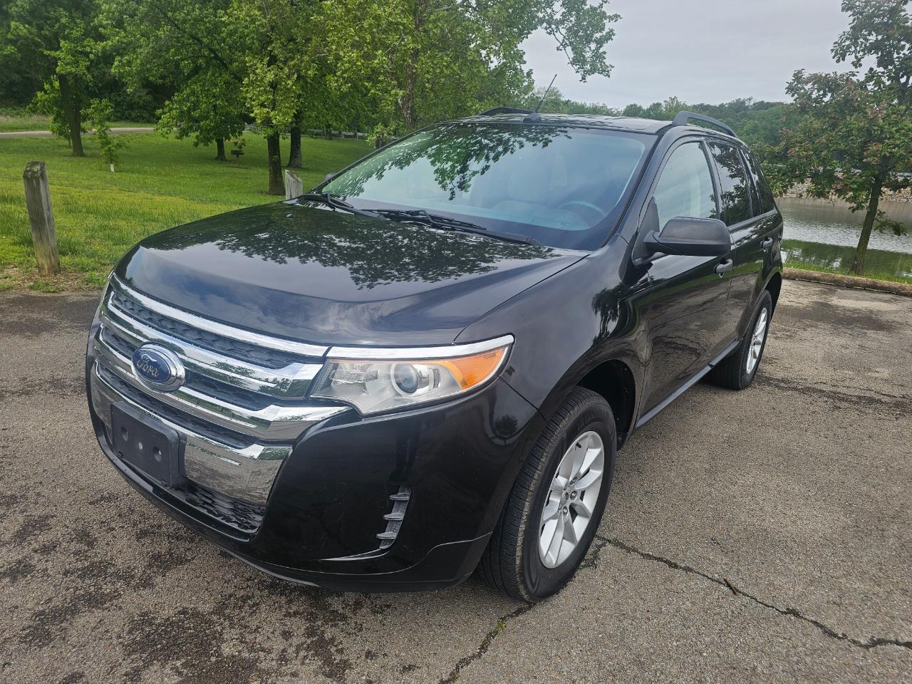 Ford Edge 4dr SE FWD 2013