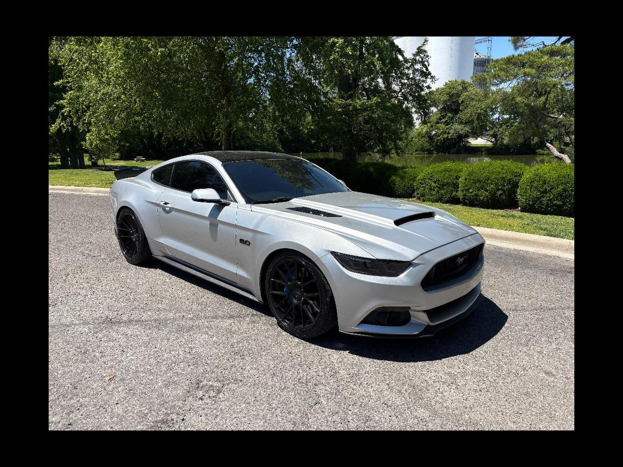 2015 Ford Mustang GT Premium 2D Coupe