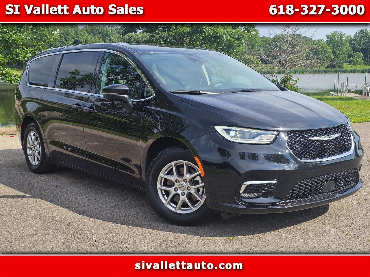 2023 Chrysler Pacifica Touring L FWD