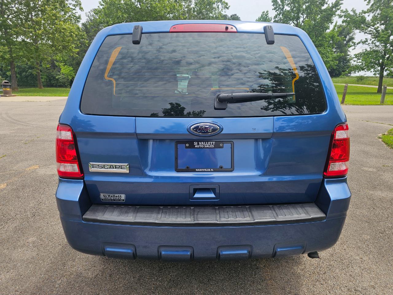 Ford Escape FWD 4dr XLS 2010
