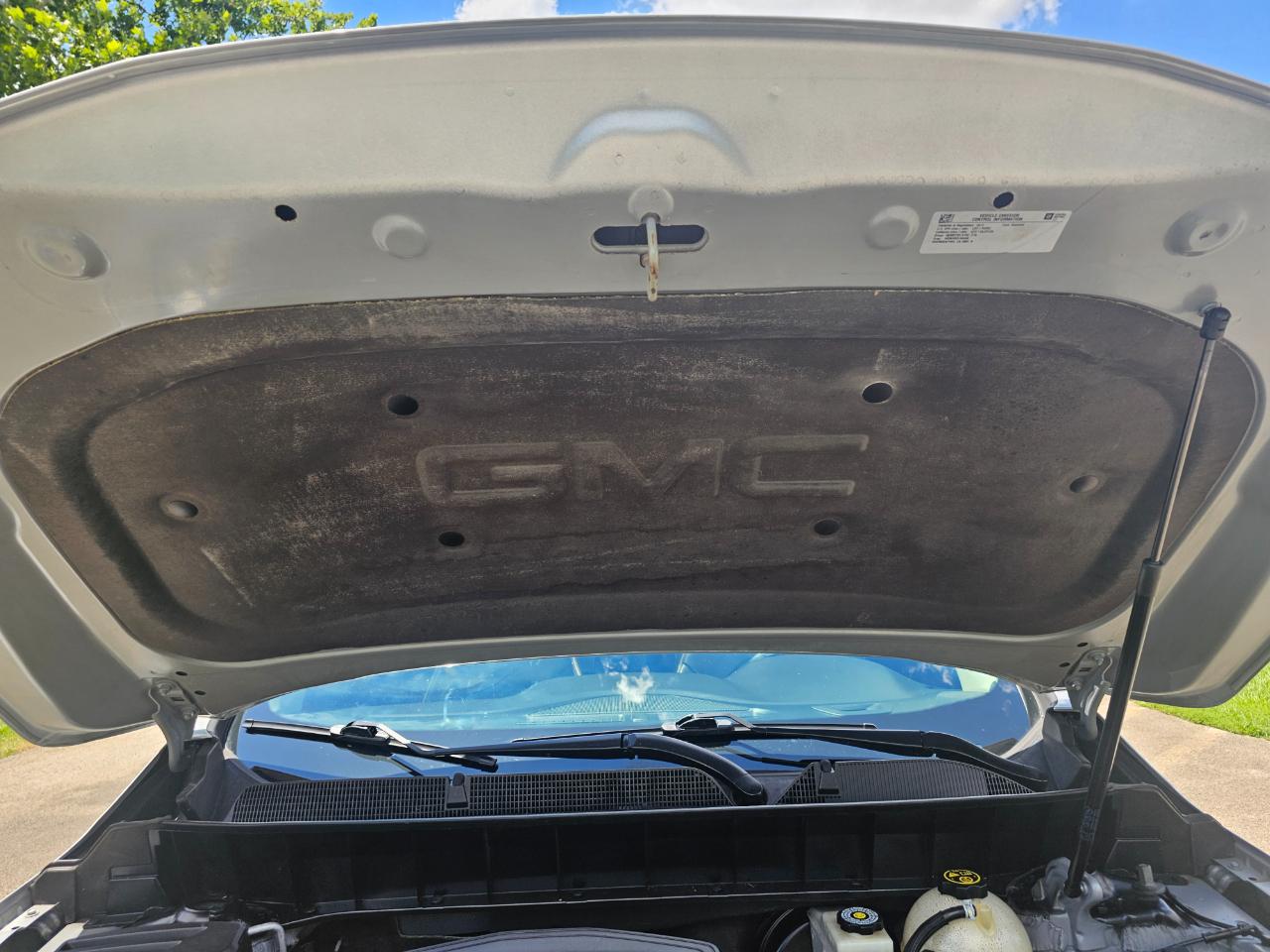 GMC Acadia AWD 4dr Denali 2017