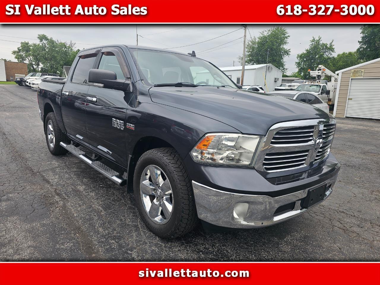 RAM 1500 4WD Crew Cab 140.5" Big Horn 2015