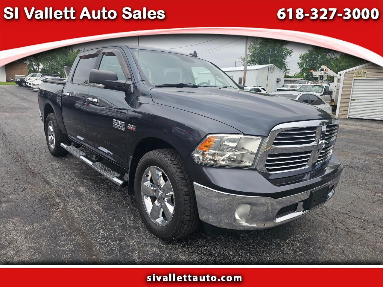 2015 RAM 1500 4WD Crew Cab 140.5" Big Horn