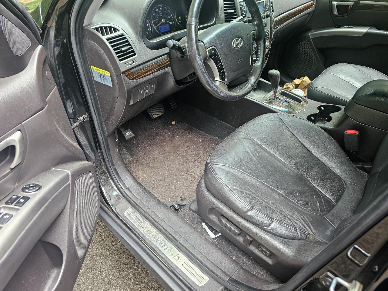 Hyundai Santa Fe FWD 4dr I4 Auto Limited 2010
