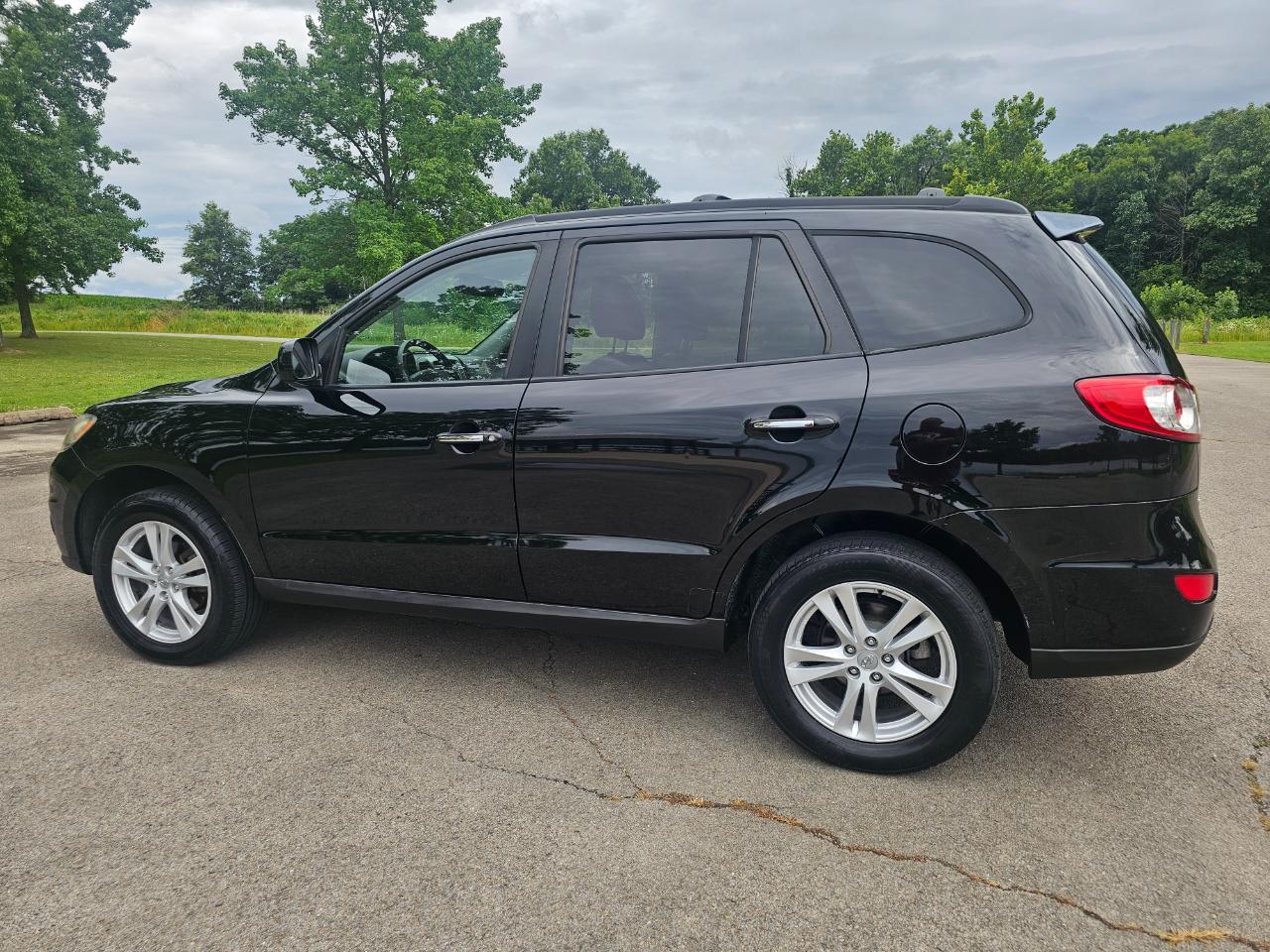 Hyundai Santa Fe FWD 4dr I4 Auto Limited 2010