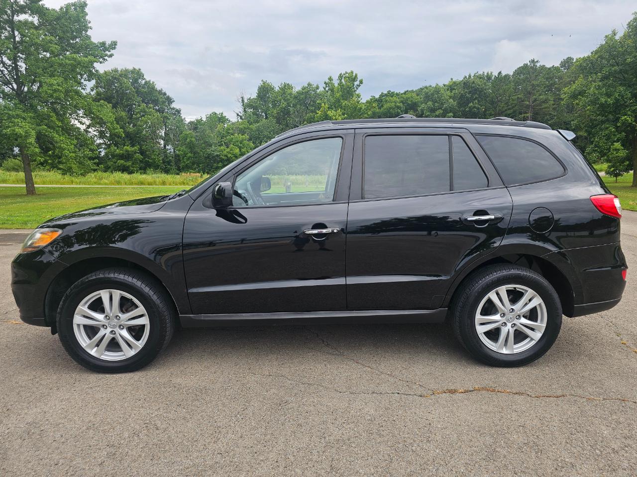 Hyundai Santa Fe FWD 4dr I4 Auto Limited 2010