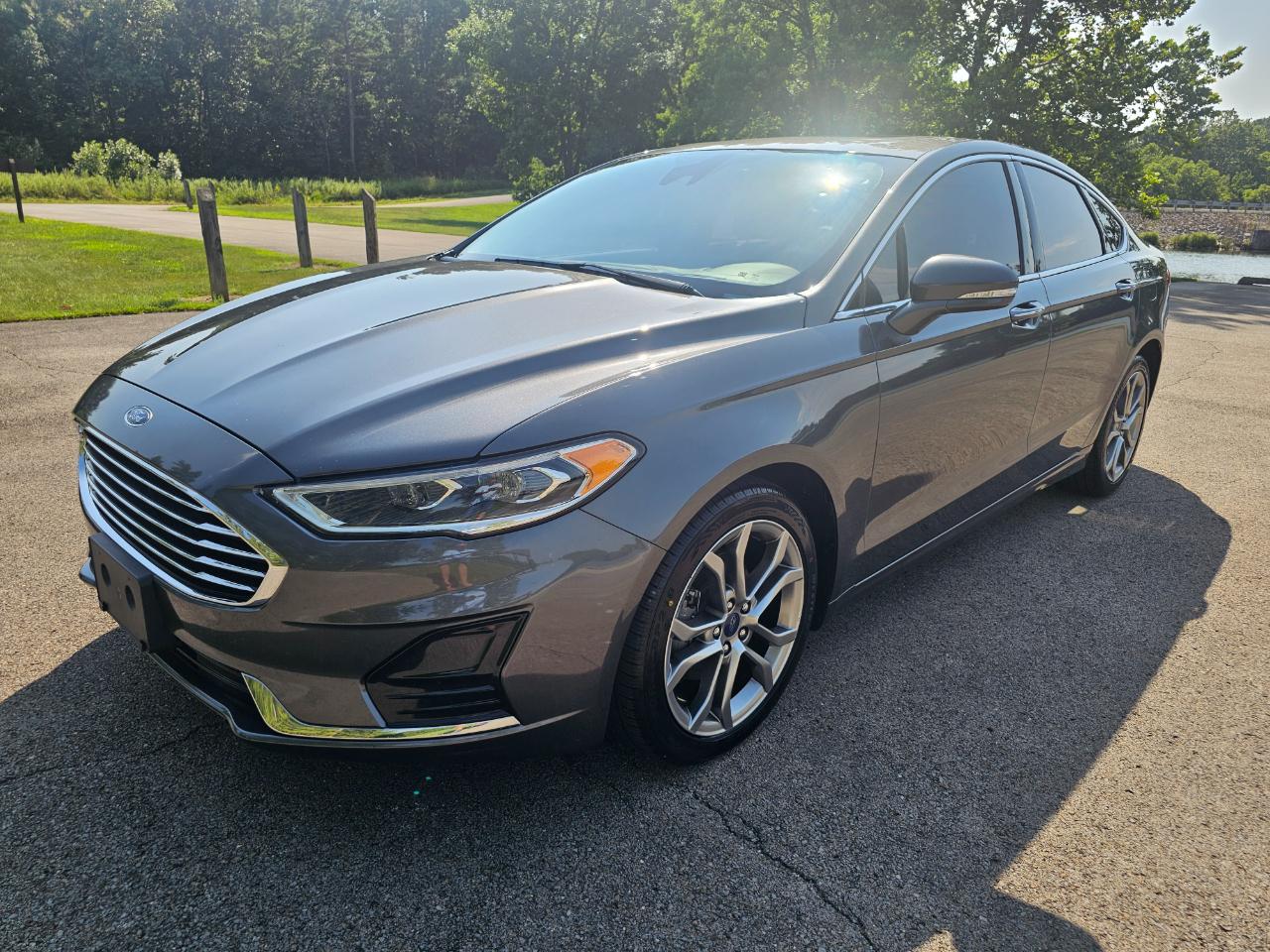 Ford Fusion SEL FWD 2019