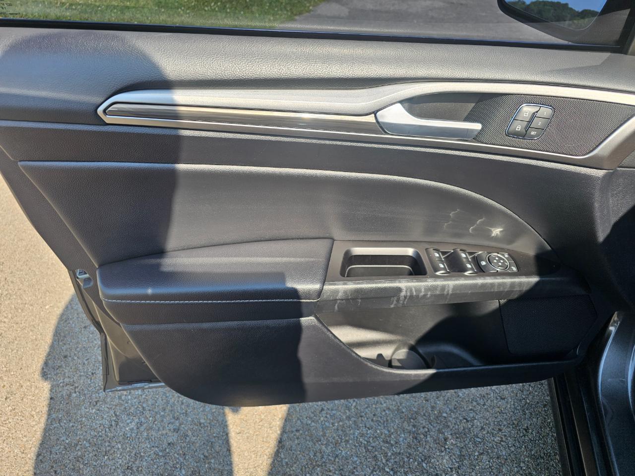 Ford Fusion SEL FWD 2019