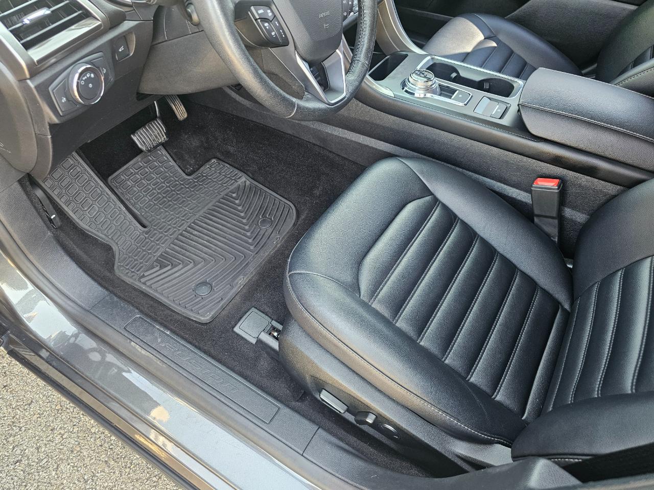 Ford Fusion SEL FWD 2019