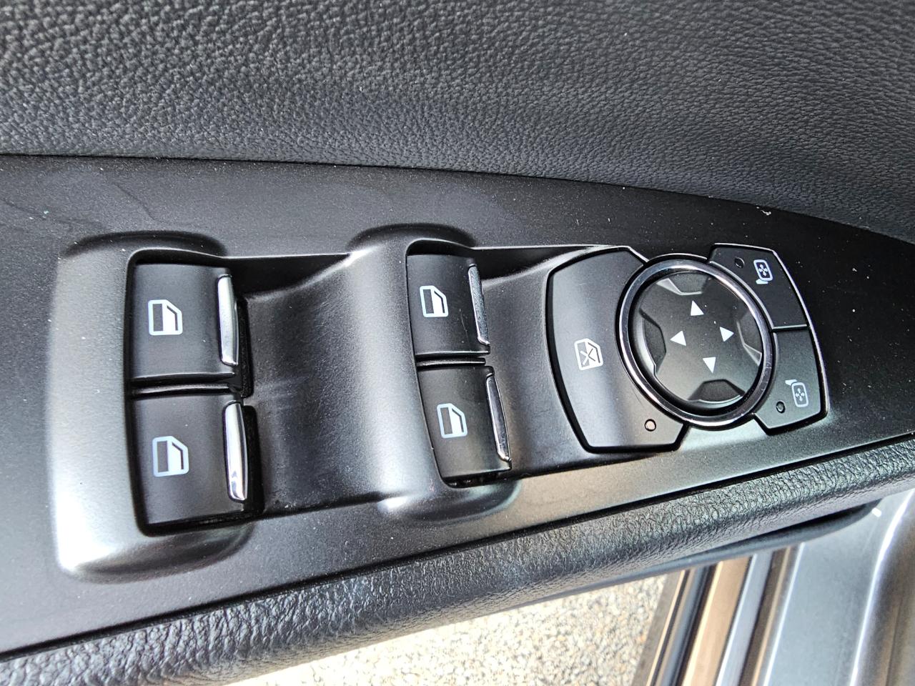 Ford Fusion SEL FWD 2019