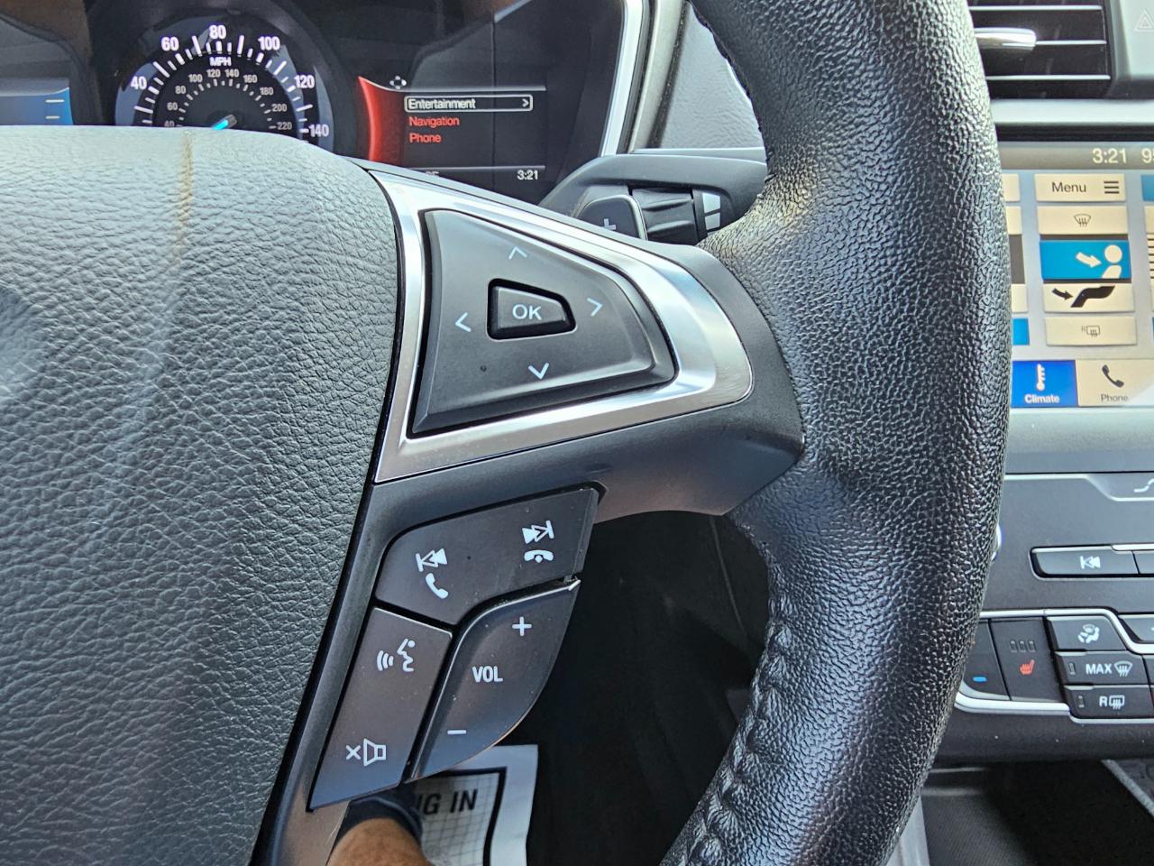 Ford Fusion SEL FWD 2019