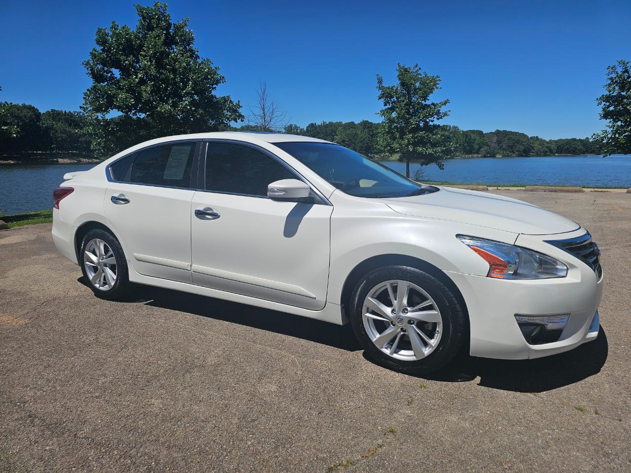 Nissan Altima 4dr Sdn I4 2.5 SL 2013