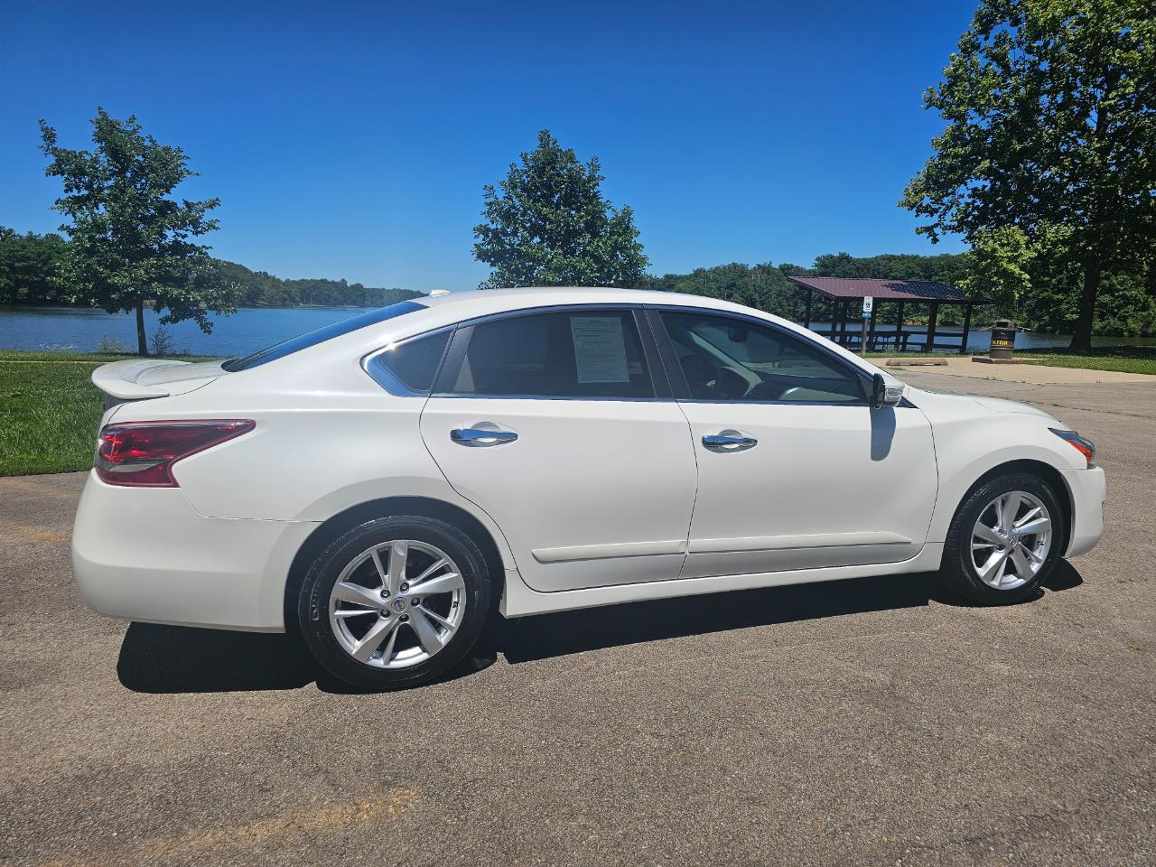 Nissan Altima 4dr Sdn I4 2.5 SL 2013