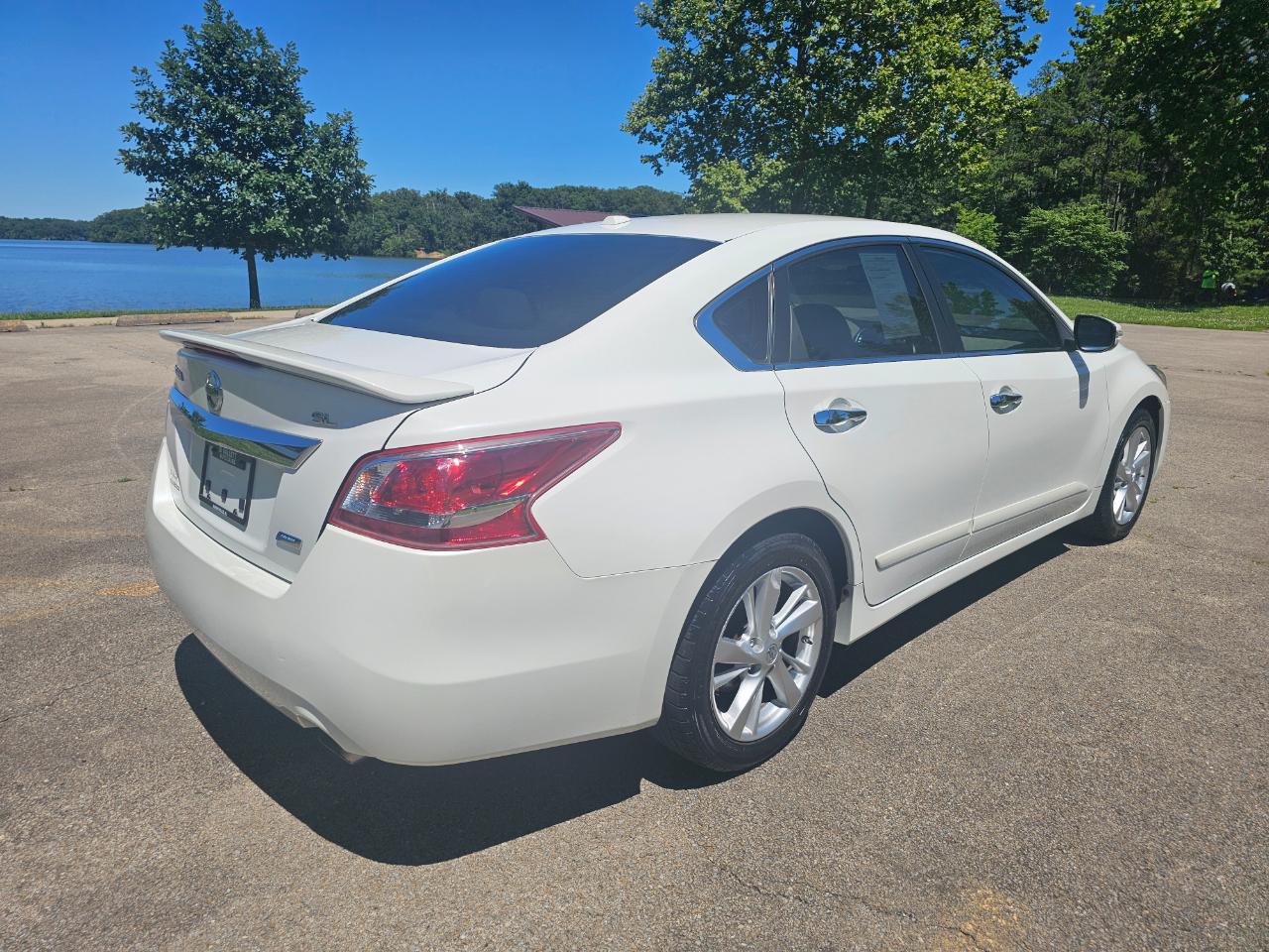 Nissan Altima 4dr Sdn I4 2.5 SL 2013