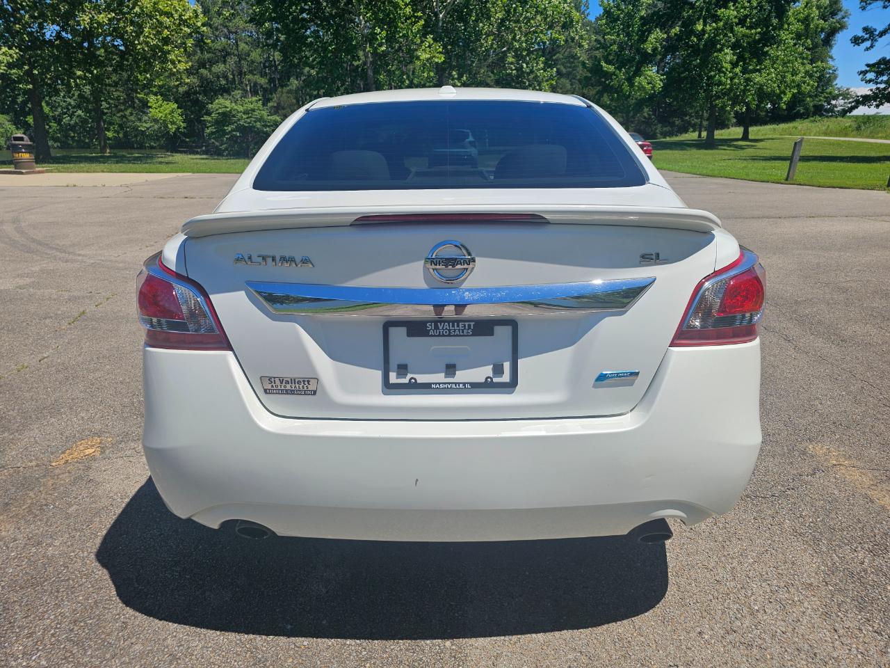 Nissan Altima 4dr Sdn I4 2.5 SL 2013