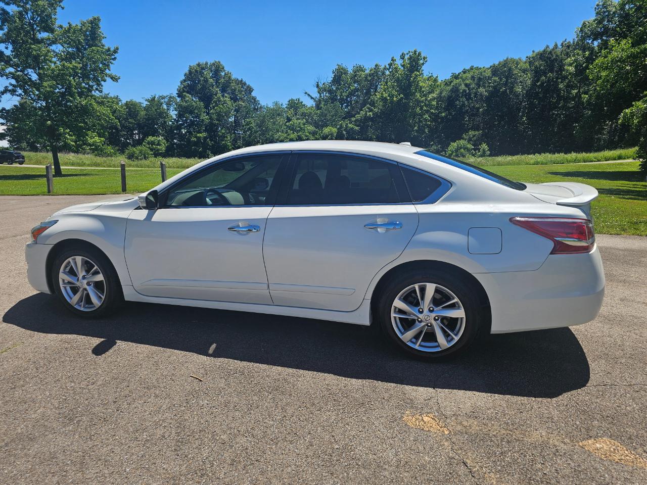 Nissan Altima 4dr Sdn I4 2.5 SL 2013